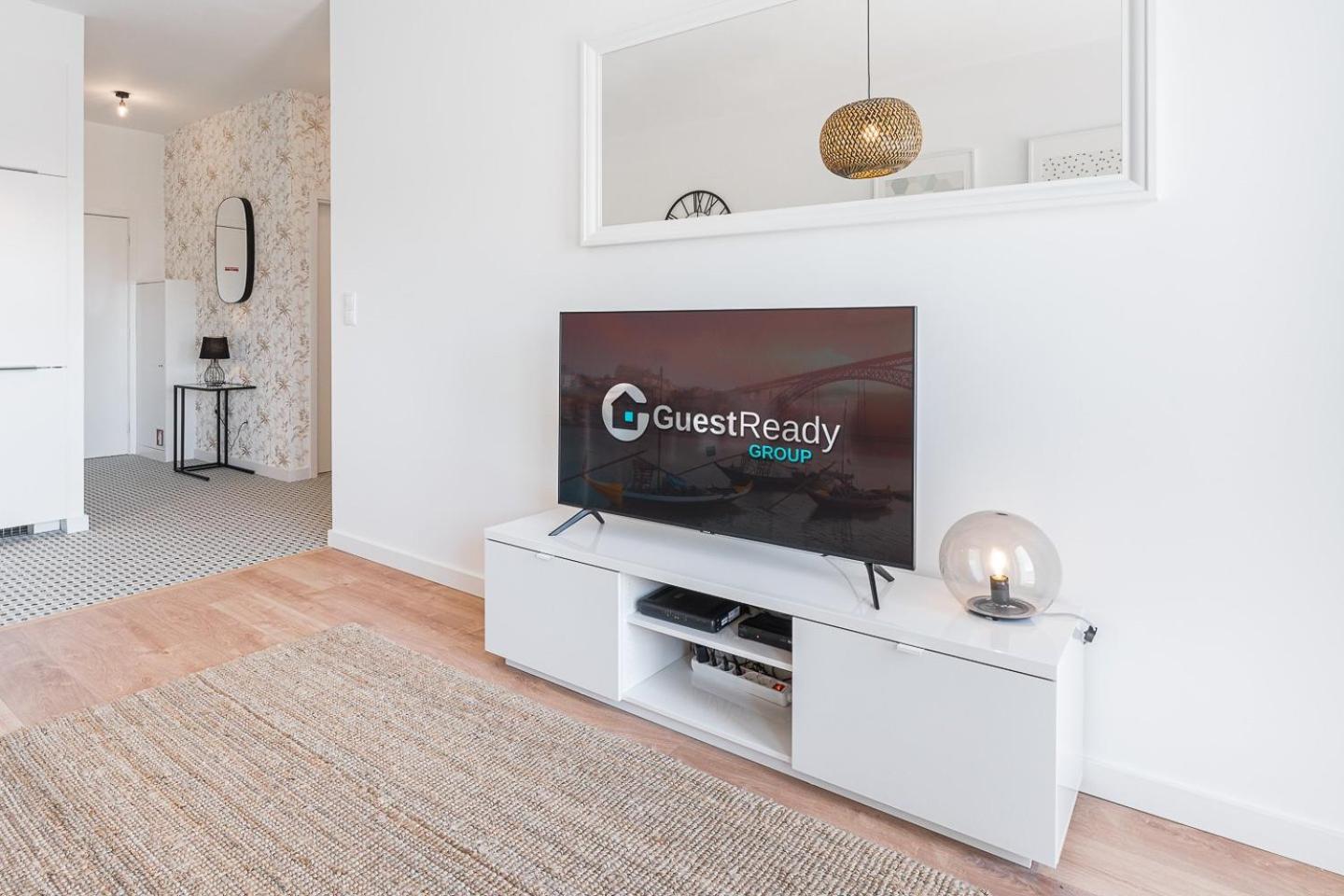 Guestready - City Retreat With A Balcony Πόρτο Εξωτερικό φωτογραφία